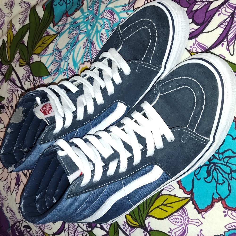 Vans Sk8-Hi Shoe